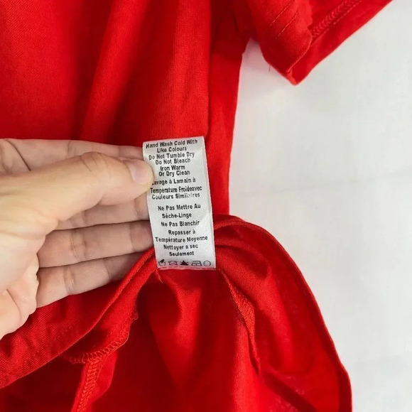 Adelyn Rae Red Twist Front Keyhole Top - Picture 12 of 13